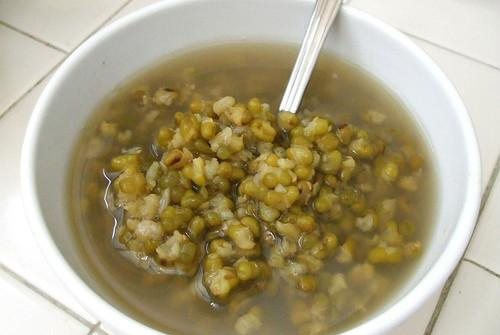 甘草绿豆汤喝几天可以排毒